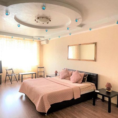 Luxcityapart On Olievskaya Kiev Esterno foto
