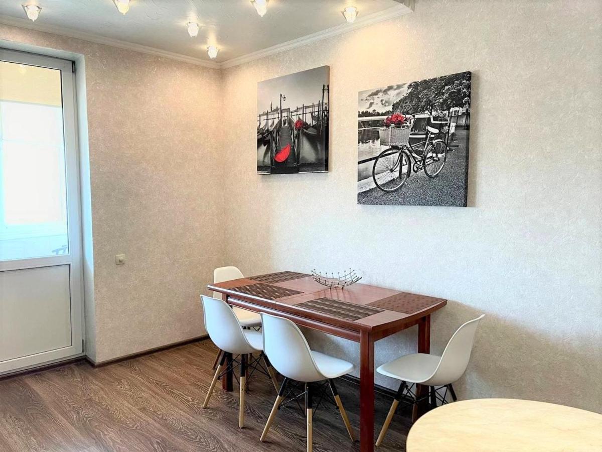 Luxcityapart On Olievskaya Kiev Esterno foto