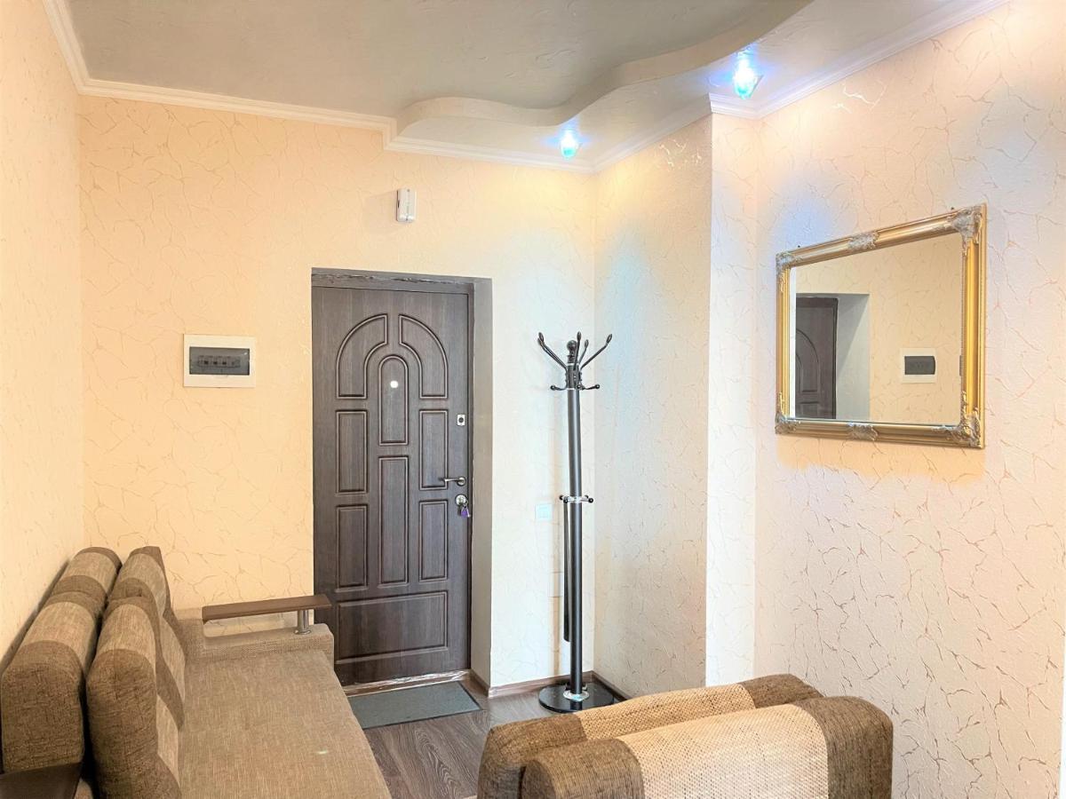 Luxcityapart On Olievskaya Kiev Esterno foto
